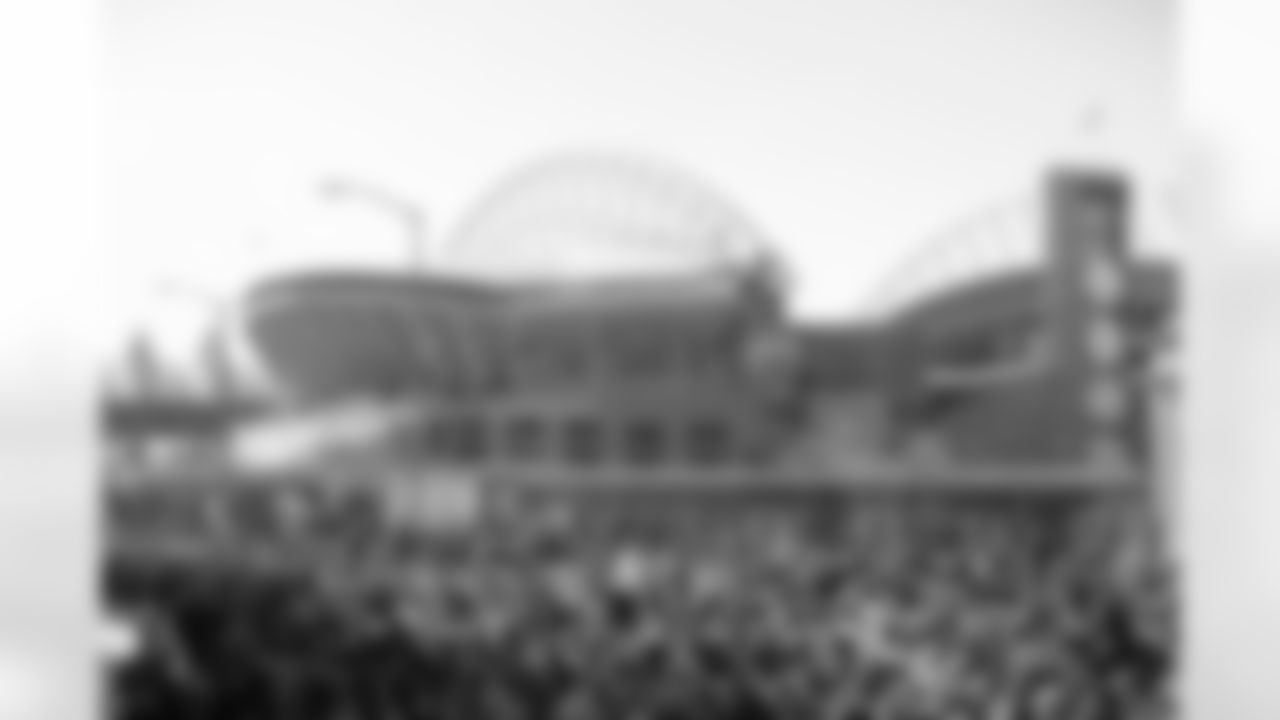 The 12s showed out in full force for the Seahawks World Champions Parade on February 11, 2026.