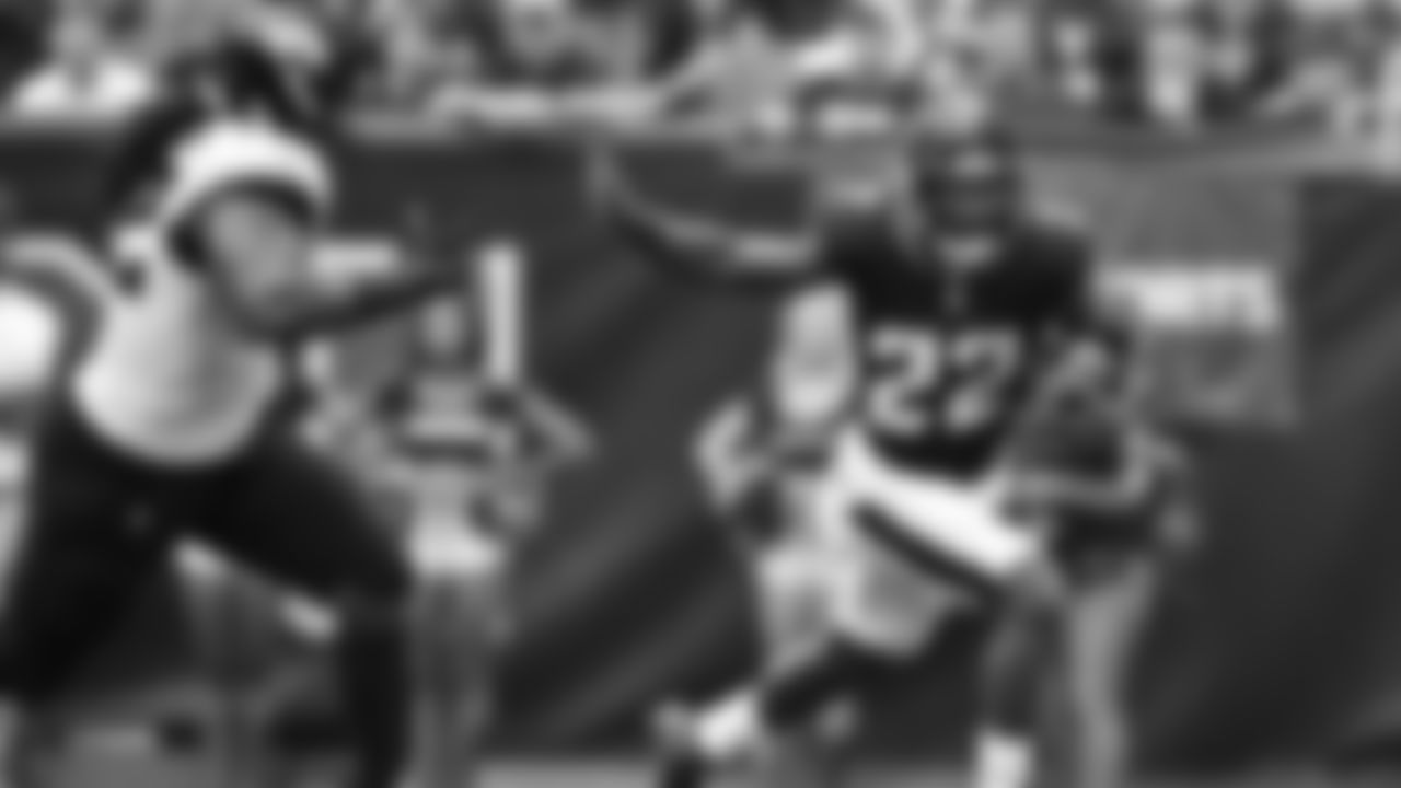 Houston Texans running back Cam Akers (22) runs the ball in the second quarter against the Jacksonville Jaguars during an NFL football game, Sunday, Sept. 29, 2024 in Houston. The Texans defeated the Jaguars 24-20. (AP Photo/Maria Lysaker)