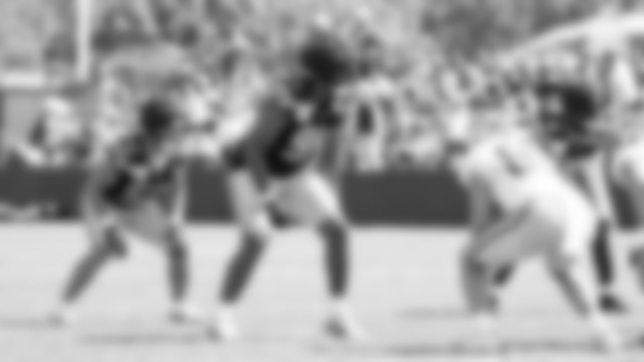 Seahawks defensive end Mike Morris (94) participated in a joint practice with the Packers at Ray Nitschke Field in Green Bay, Wisconsin.