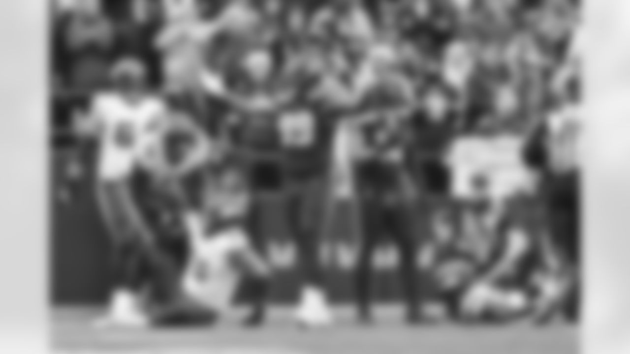 Seahawks defensive end Leonard Williams (99) at the Week 16 matchup against the Minnesota Vikings at Lumen Field on Sunday, December 22, 2024.