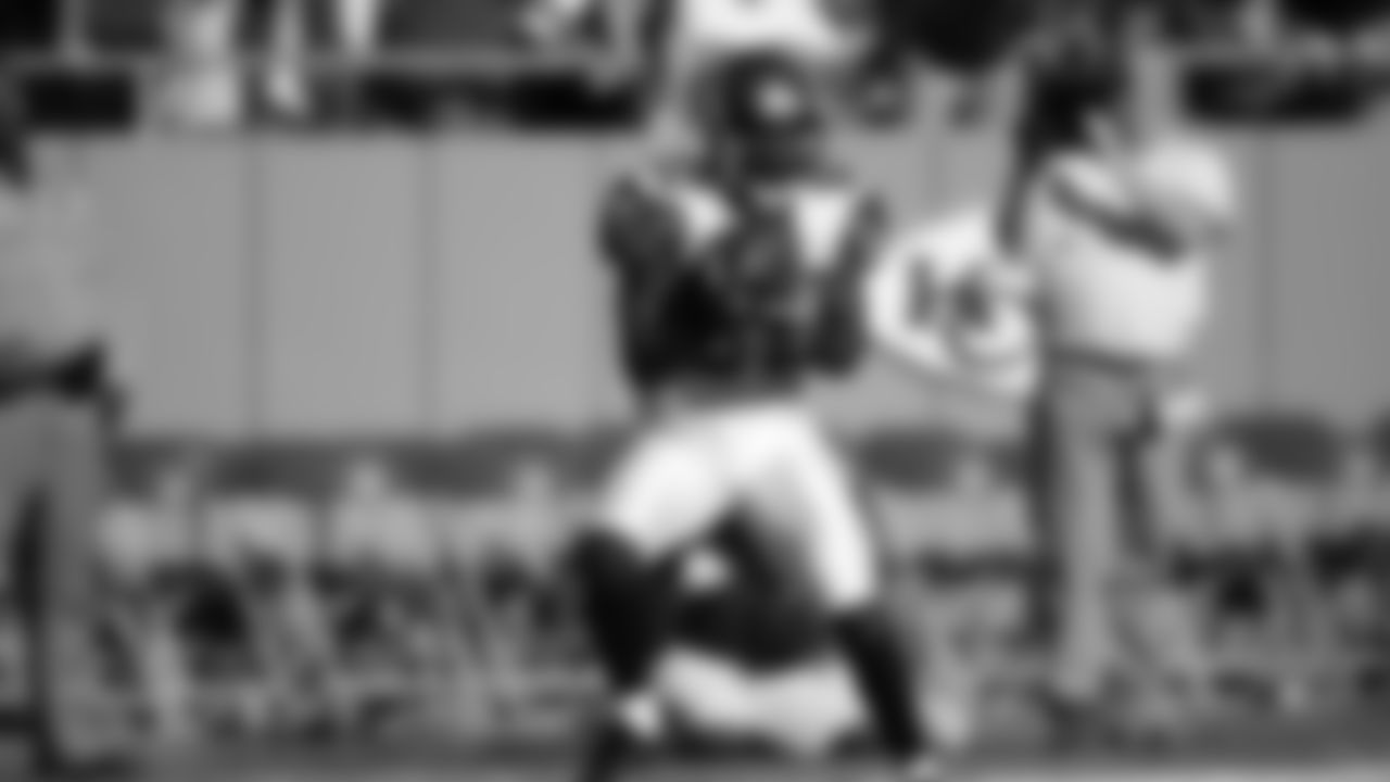 WR Darrell Jackson 2000-2006