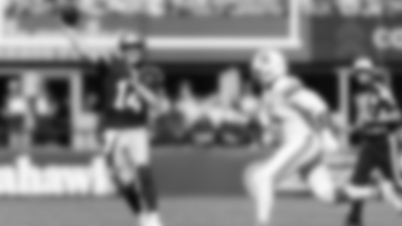 Seahawks quarterback Sam Darnold (14) vs. the Tampa Bay Buccaneers in Week 5.