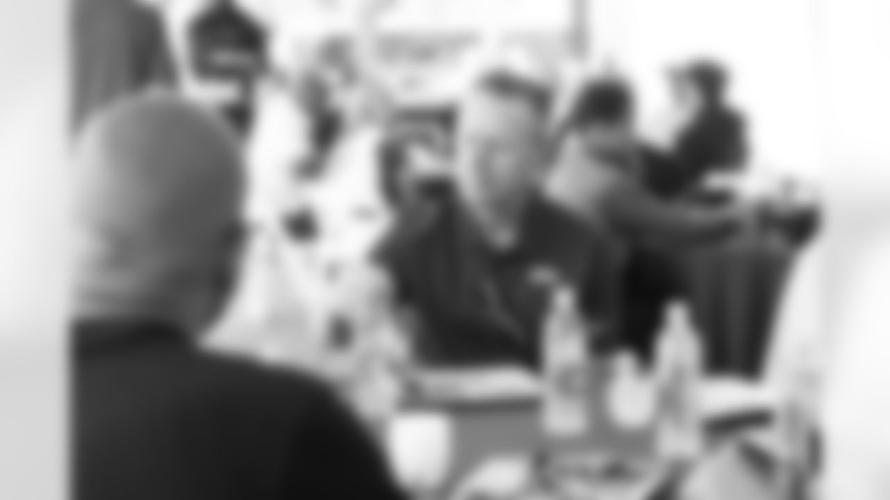Seahawks Legends attended Seahawks OTAs for a special spring event.