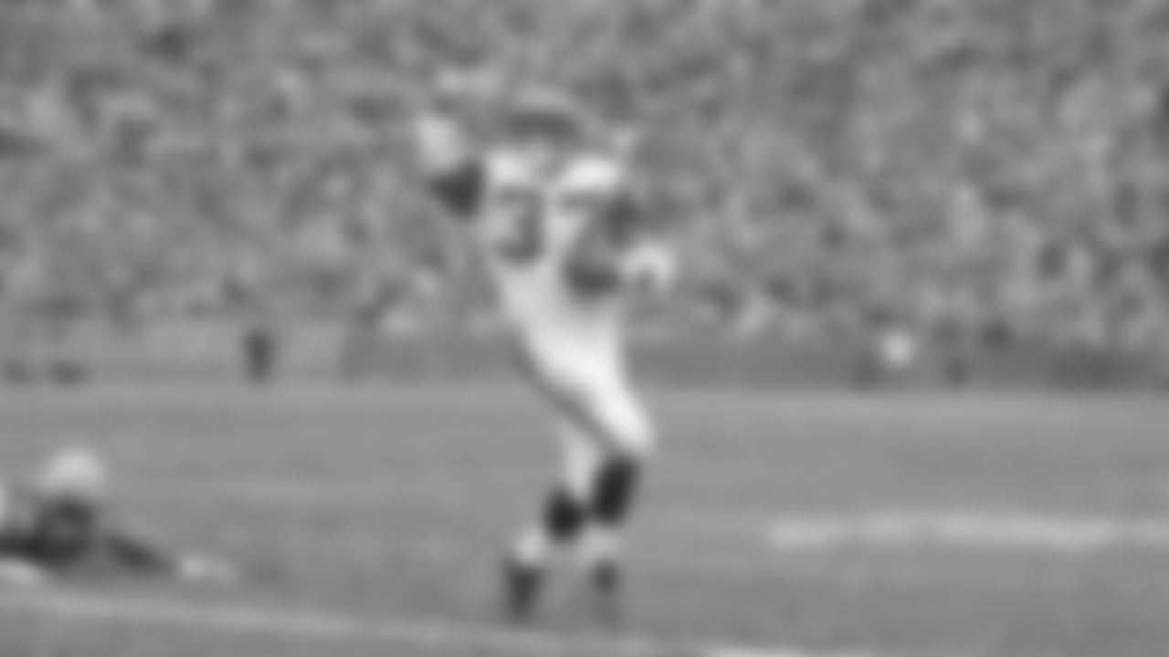 RB Shaun Alexander 2000-2007