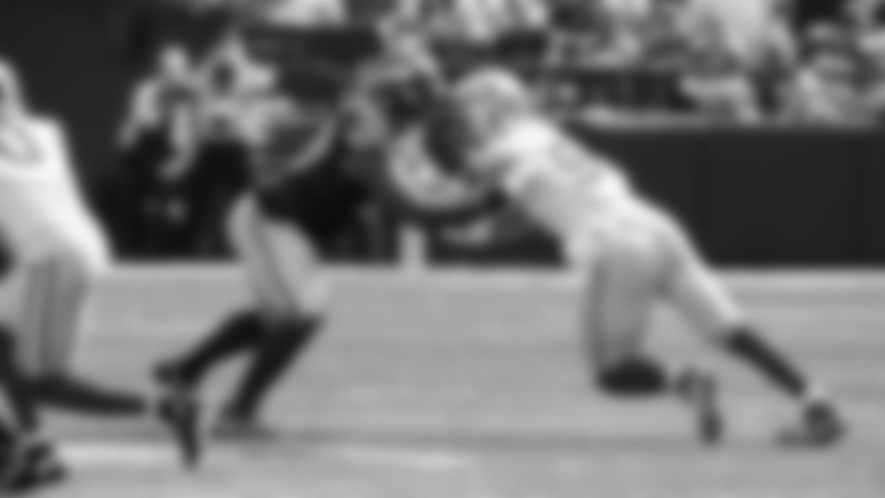 Seahawks tackle Charles Cross (67) vs. the San Francisco 49ers in Week 1.