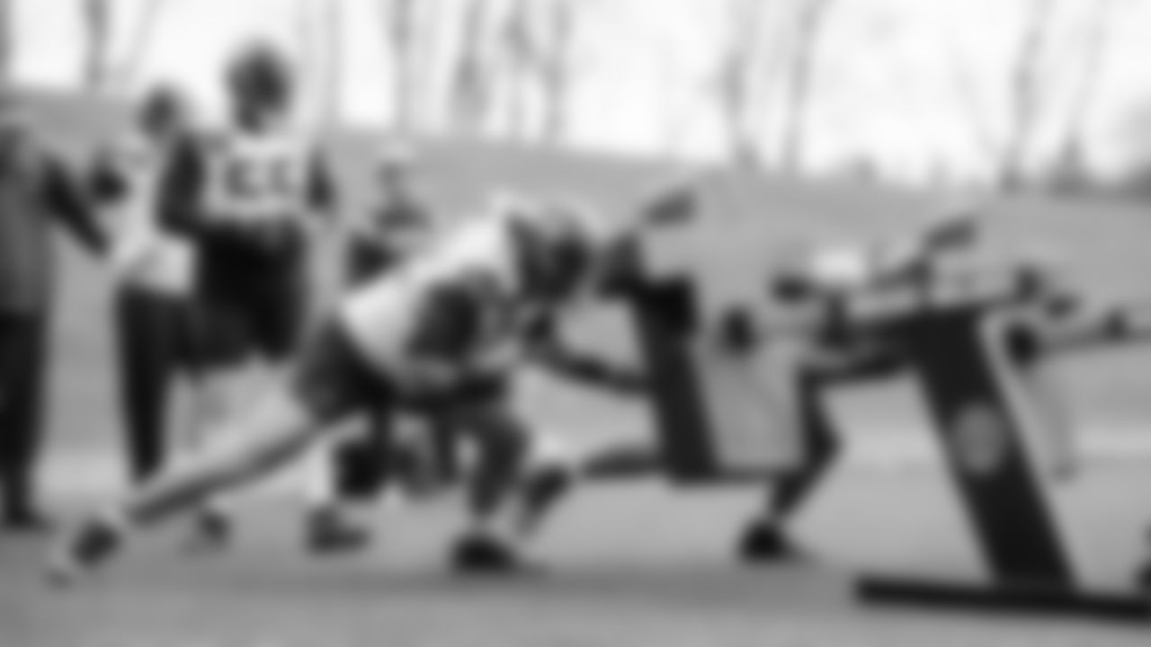 Seahawks tackle Abraham Lucas (72) practiced on Tuesday, December, 23, 2025 at the Virginia Mason Athletic Center.