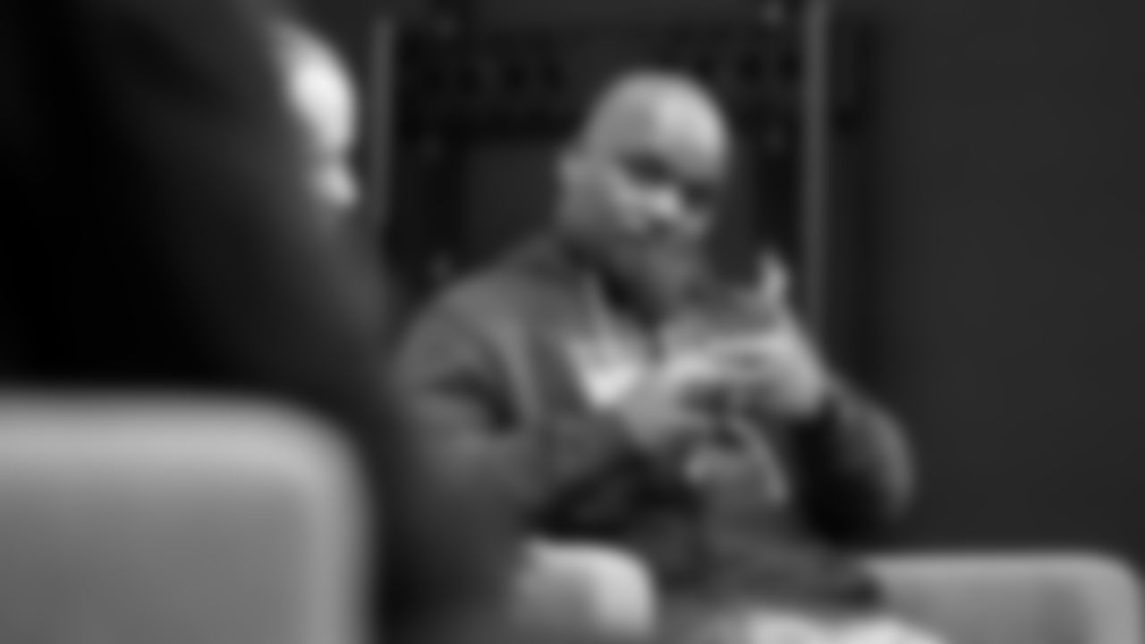 On February 19, ONYX, the Seahawks Black Employee Resource Group, in partnership with the DEI team, hosted its 2nd annual Black History Month celebration, 50 Years Strong: Celebrating Black Excellence & the Seahawks Legacy, at the Virginia Mason Athletic Center.