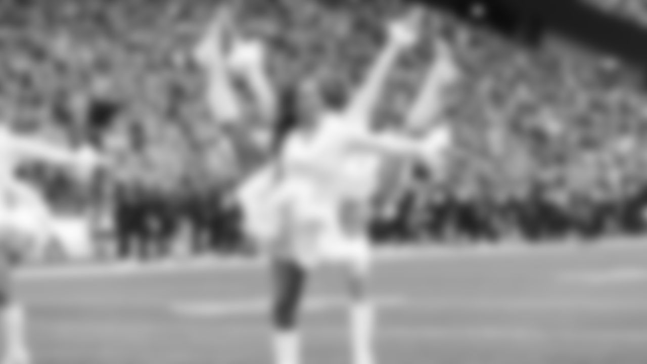 Seahawks Dancers in Week 15 on December 14th, 2025