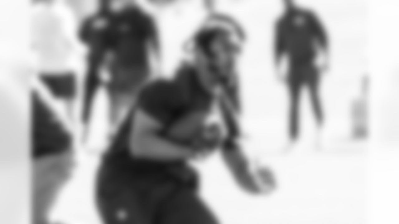 Seahawks running back Kenny McIntosh (25) participated in the Seahawks 2025 offseason workout program.