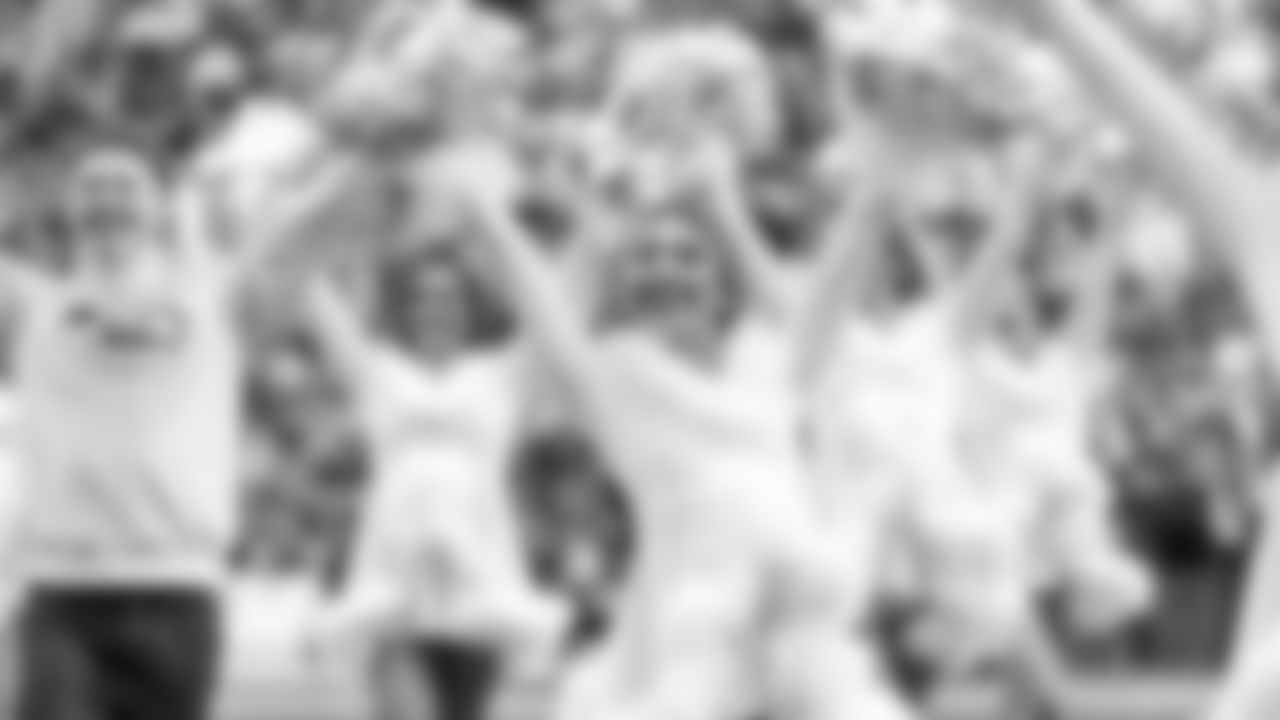 Seahawks Dancers in Week 15 on December 14th, 2025