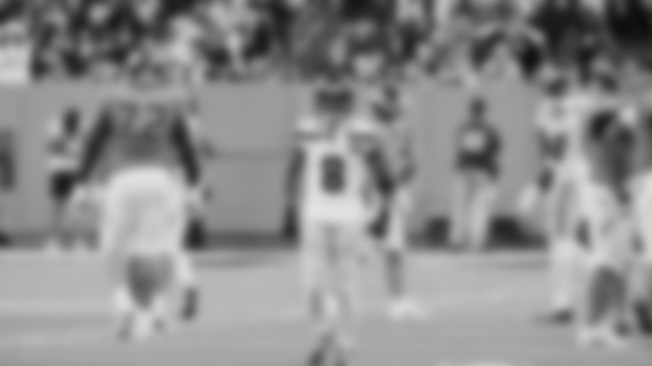 Seahawks at Titans on November 23, 2025