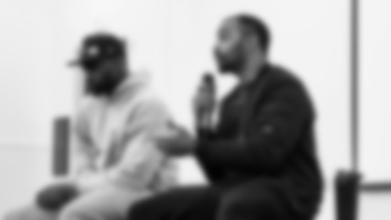 Seahawks Legends Doug Baldwin and Cliff Avril visited Kent-Meridian High School on Tuesday, October 14, 2025 to present the school with a Nourishing Champions Award.