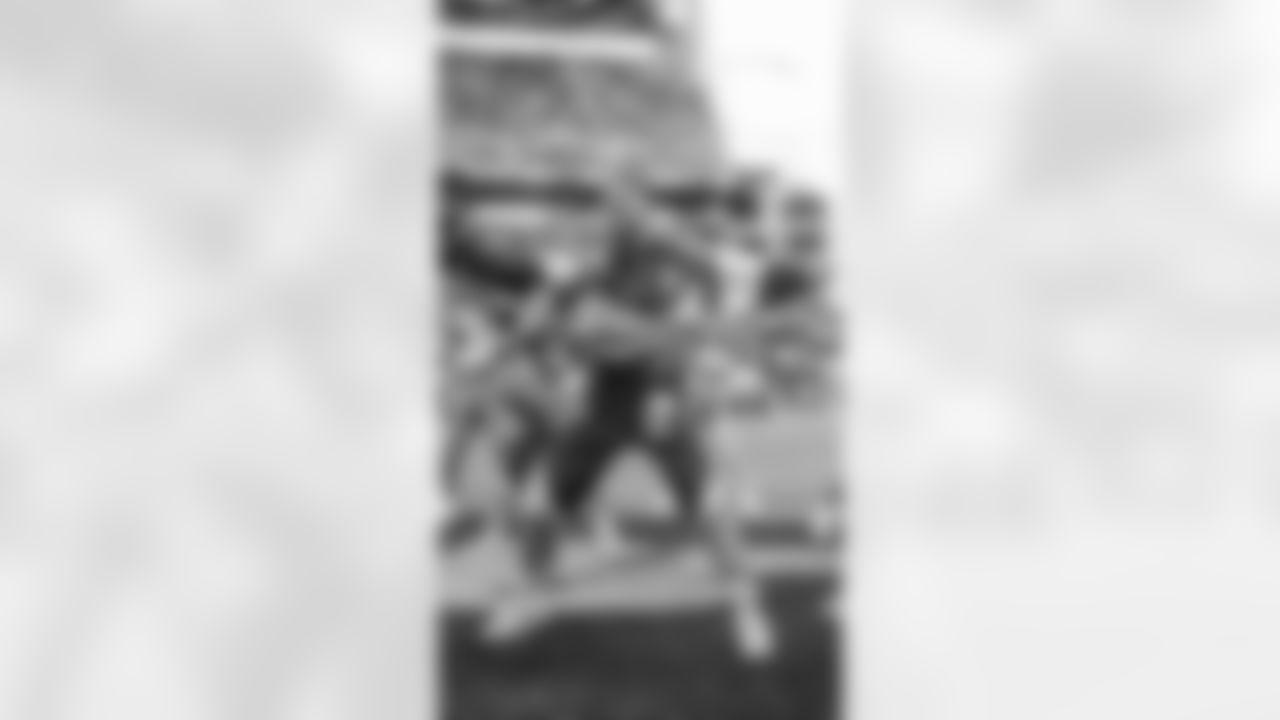 Seahawks Dancers For Week 13 On November 30th, 2025