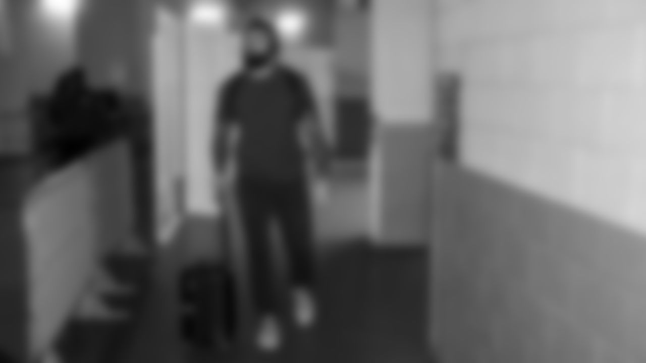 Seahawks tackle Abraham Lucas (72) arrived at Mercedes-Benz Stadium for the Week 14 matchup vs. the Atlanta Falcons.