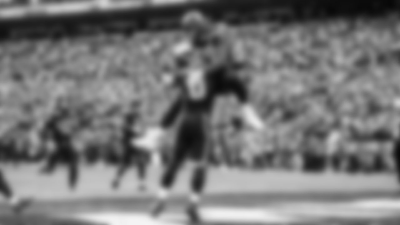 Seahawks defensive end DeMarcus Lawrence (0) vs. the Cardinals in Week 10.