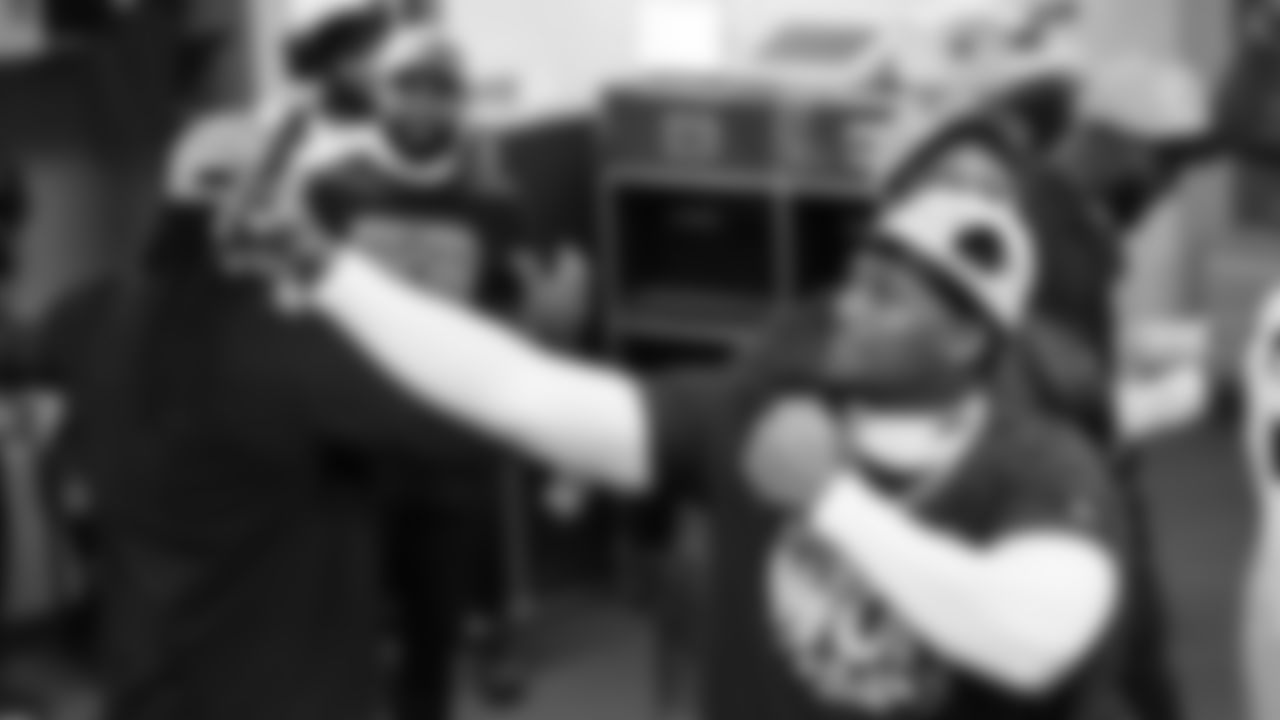 The Seahawks celebrated the win vs. the 49ers at Levi's Stadium in Week 18.