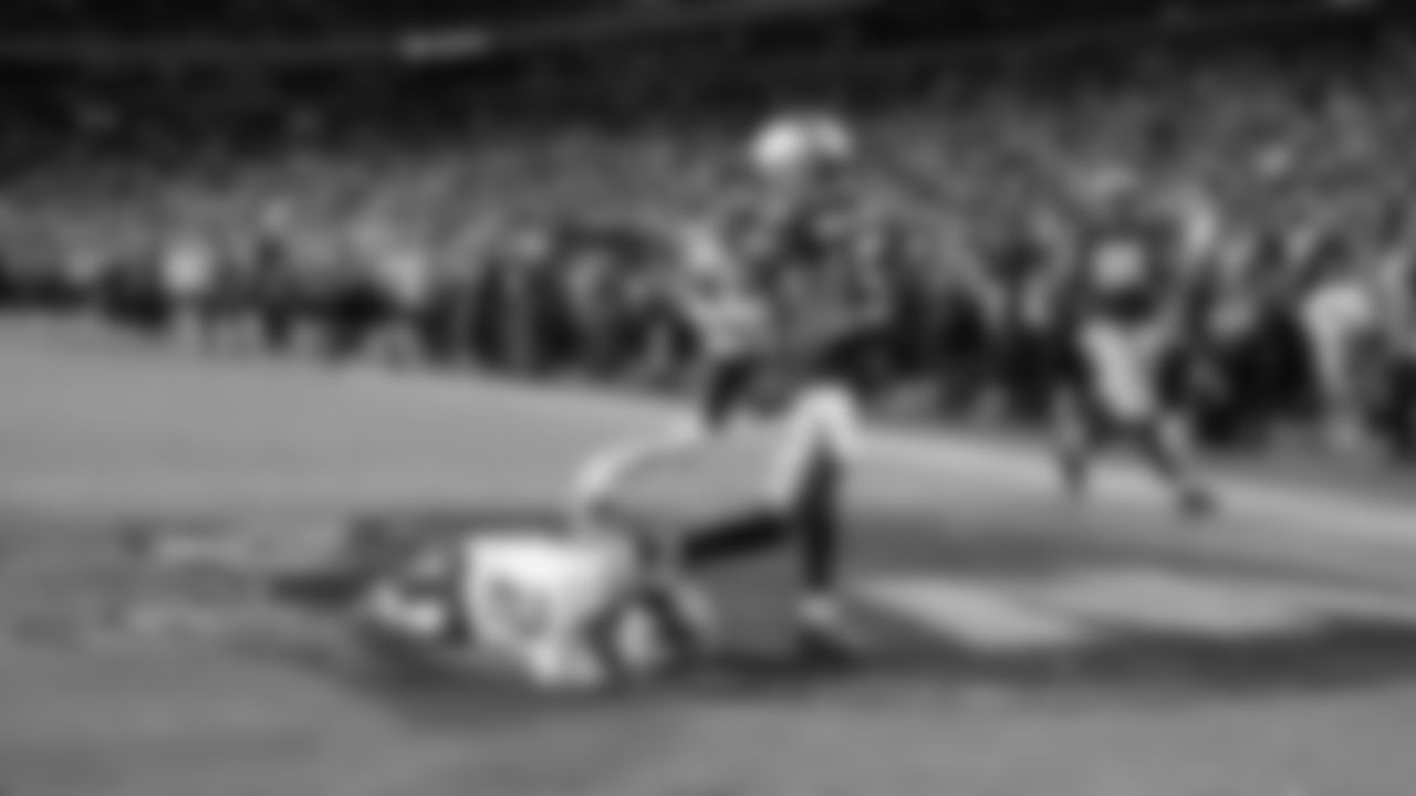 Seattle Seahawks at Washington Commanders for a week 9 throwback matchup on Nov 2, 2025