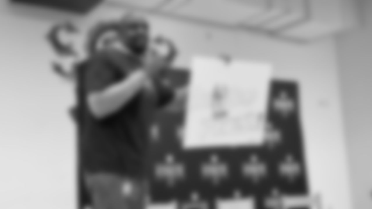 The Seahawks teamed up with EVERFI for a morning learning about mental health with students at Showalter Middle School on October 30, 2025.