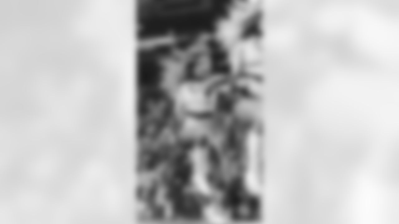 Seahawks Dancers During Week 16 Against the Rams on December 18th, 2025.