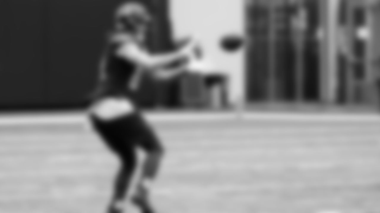 Seahawks tight end Eric Saubert (81) practiced on Wednesday, December 10, 2025 at the Virginia Mason Athletic Center.