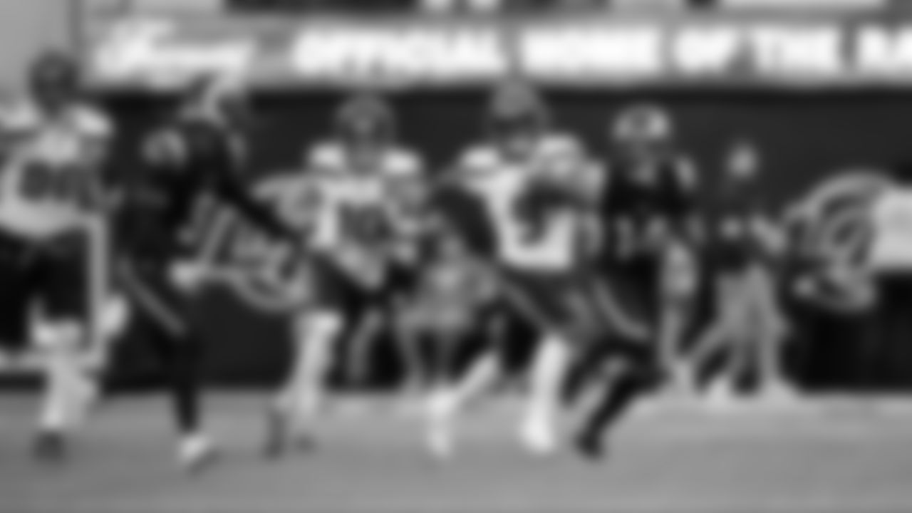 Seahawks at Rams on November 16, 2025