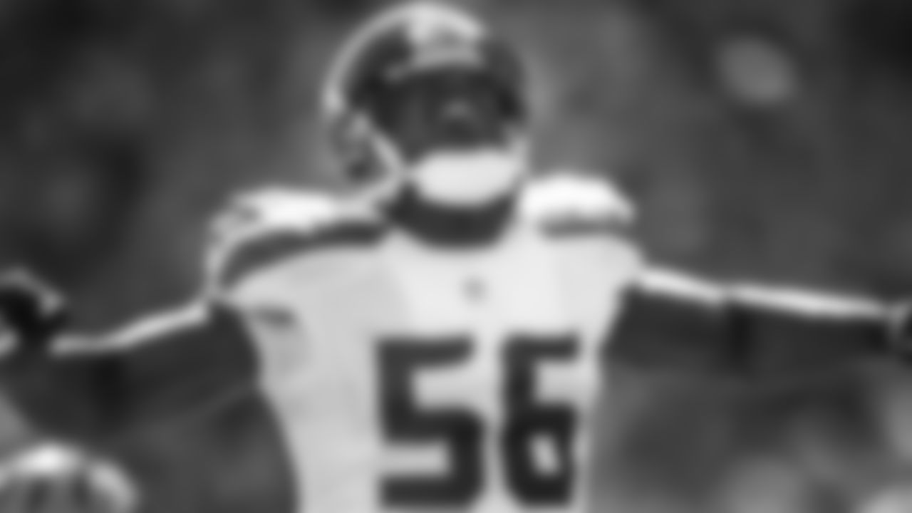 DE Cliff Avril 2013-2017