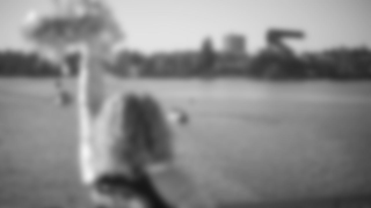 12s turned out for the Blue Friday Fan Rally, Friday, January 23 ahead of the NFC Championship game. The Seahawks ChampionSHIP cruised across Lake Washington and Lake Union, ending at Lake Union Park for the Fan Rally, featuring Seahawks Dancers, Legends, Blue Thunder and more.