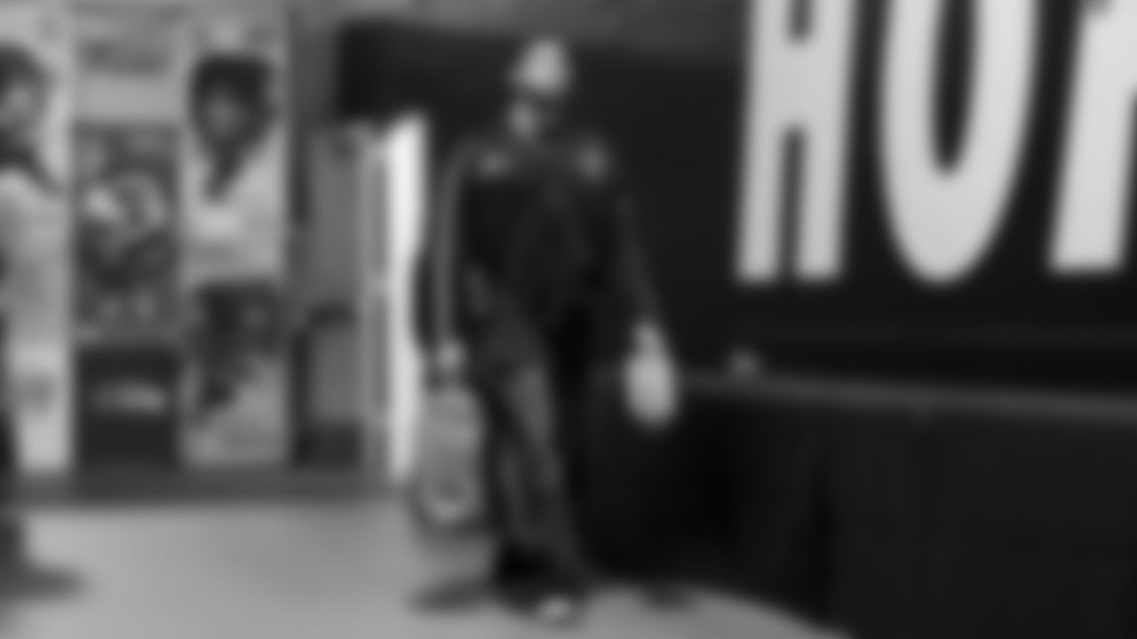 Seahawks tight end Elijah Arroyo (18) arrives at Lumen Field for the Week 10 matchup vs. the Arizona Cardinals.