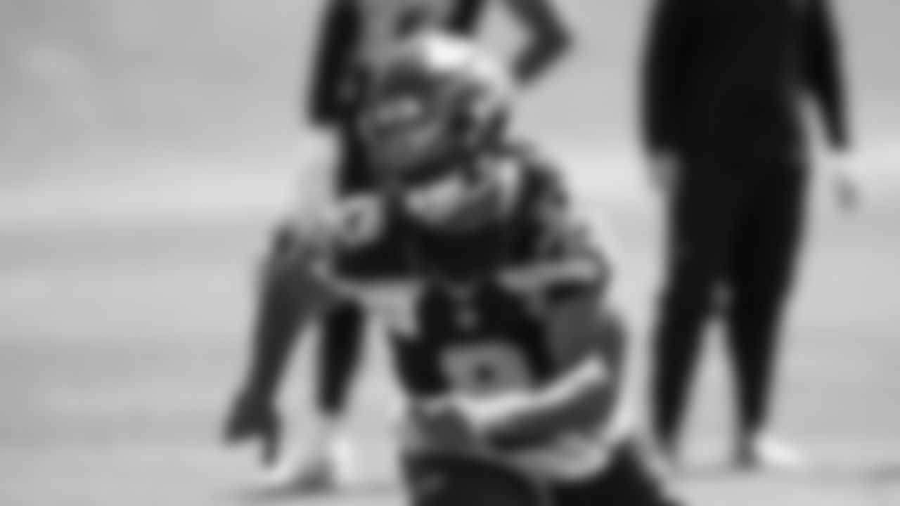 Seahawks running back Kenneth Walker III (9) participated in a workout on day six of OTAs on Thursday, June 5, 2025 at the Virginia Mason Athletic Center.