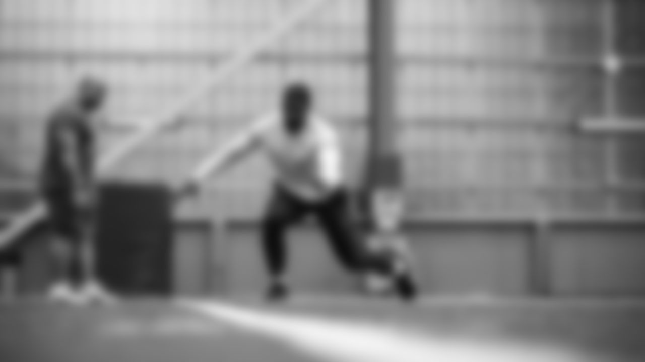 Seahawks defensive end DeMarcus Lawrence (0) participated in a workout on April 29, 2025 at the Virginia Mason Athletic Center.