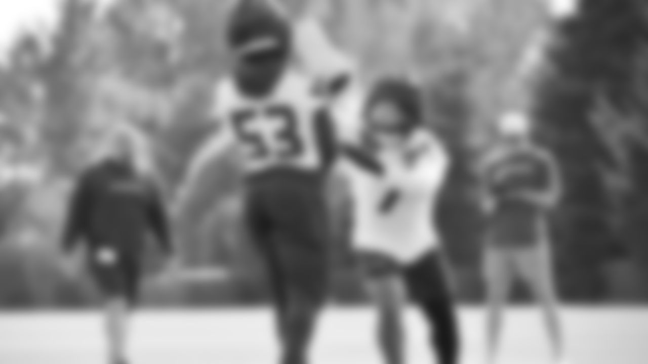 Seahawks linebacker Uchenna Nwosu (7) and linebacker Boye Mafe (53) practiced on August 25, 2025 at the Virginia Mason Athletic Center.