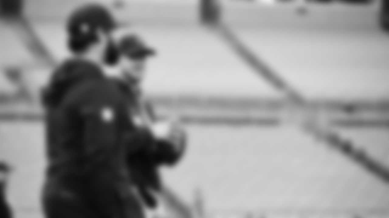 Seahawks quarterback Sam Darnold (14) warms up at Bank of America Stadium for the Week 17 matchup vs. Panthers on December 28, 2025.