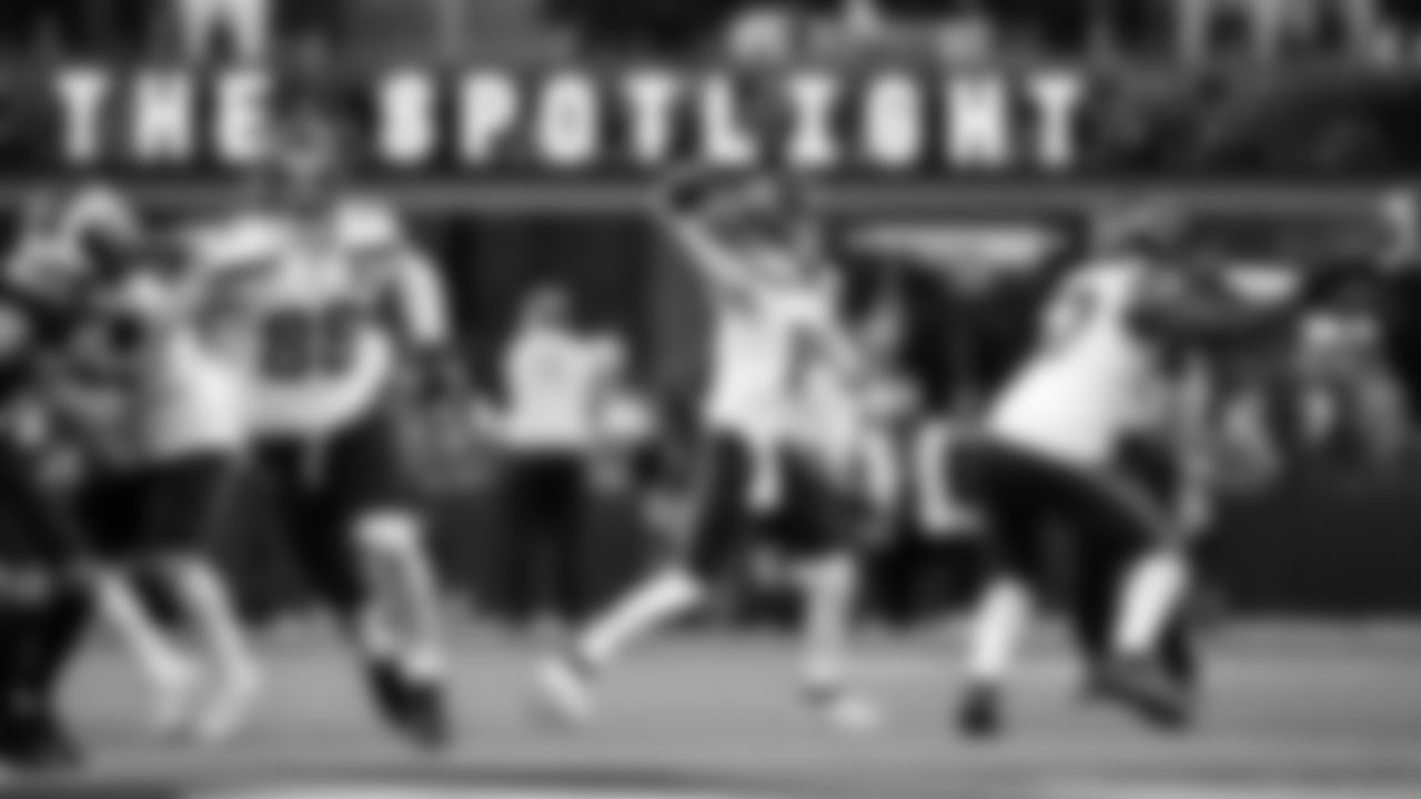 Seahawks at Rams on November 16, 2025