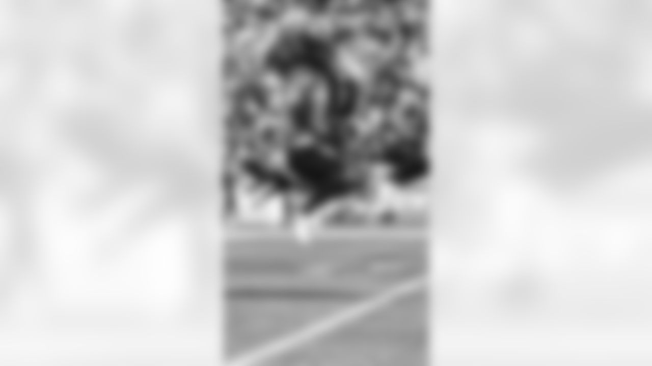 Seahawks Dancers Vs. Arizona Cardinals For Week 10 On November 9, 2025