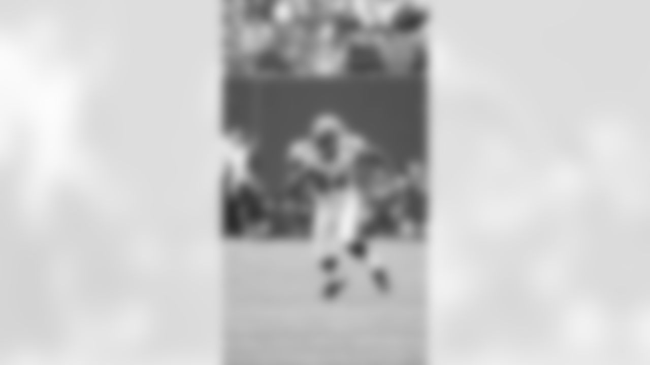 WR Bobby Engram 2001-2008