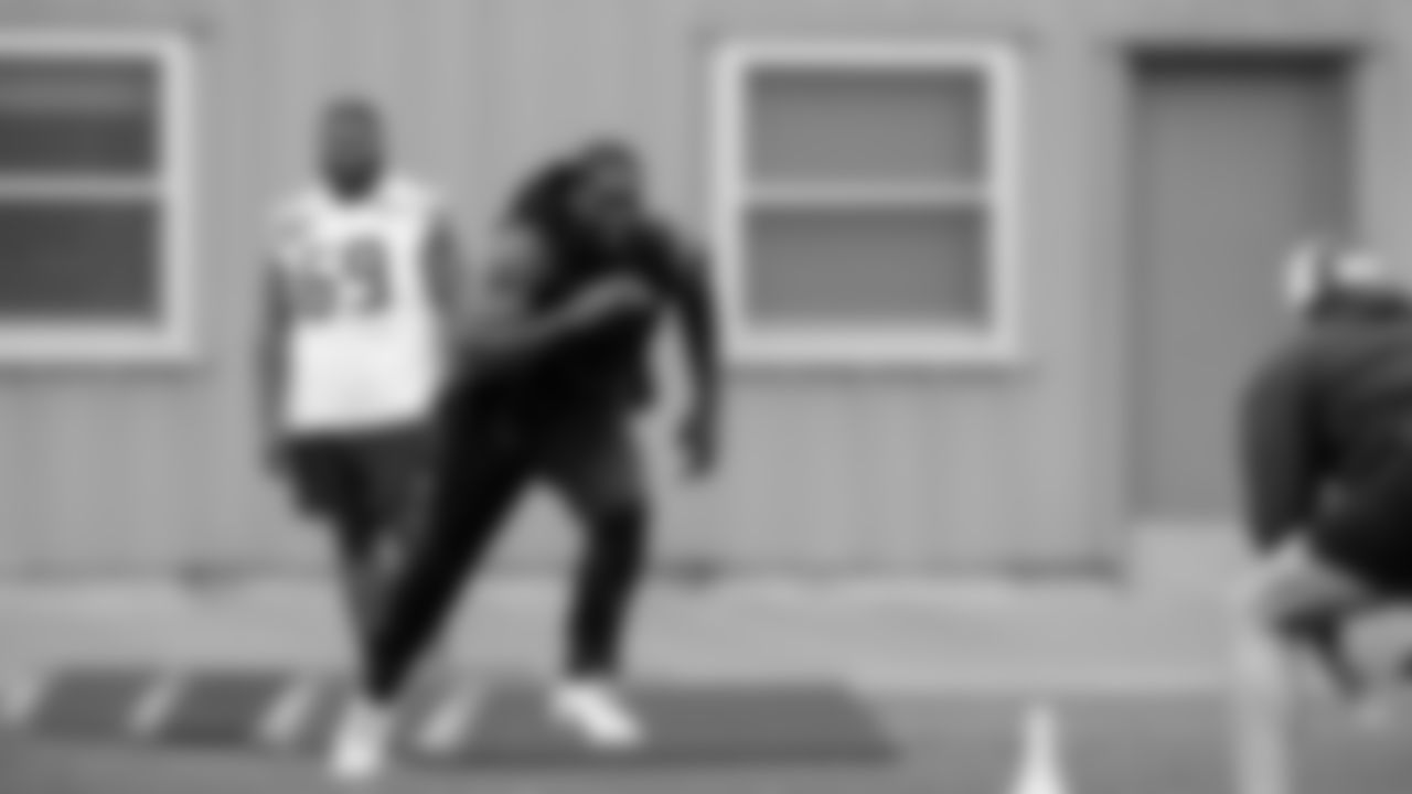 Seahawks defensive end DeMarcus Lawrence (0) participated in a workout on May 13, 2025 at the Virginia Mason Athletic Center.