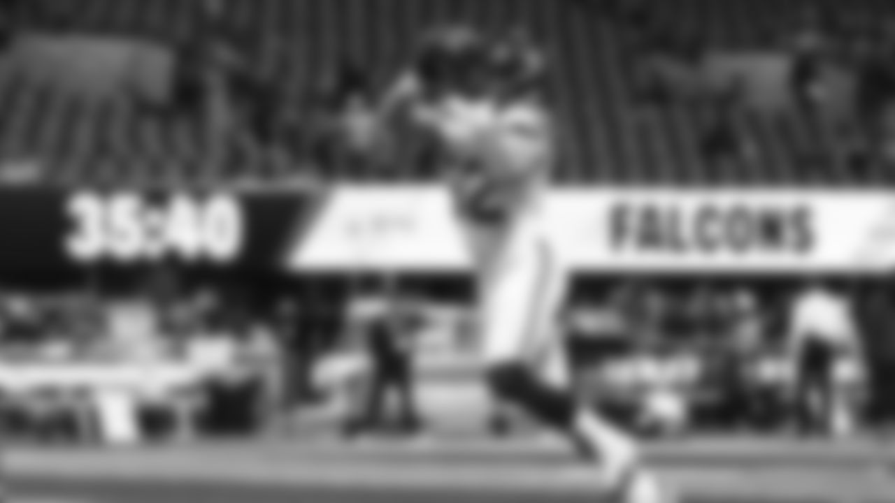 Seahawks linebacker Patrick O'Connell (52) warms up at Mercedes-Benz Stadium for the Week 14 matchup vs. the Atlanta Falcons.