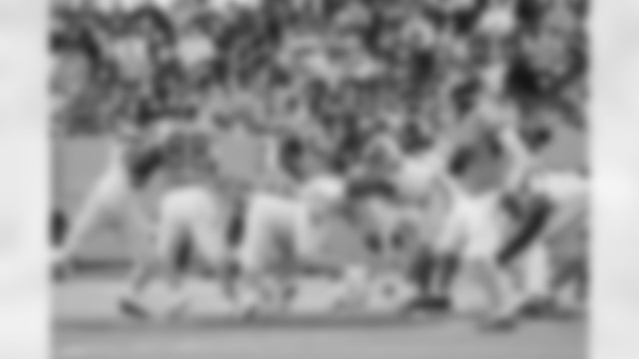 Seahawks at Titans on November 23, 2025