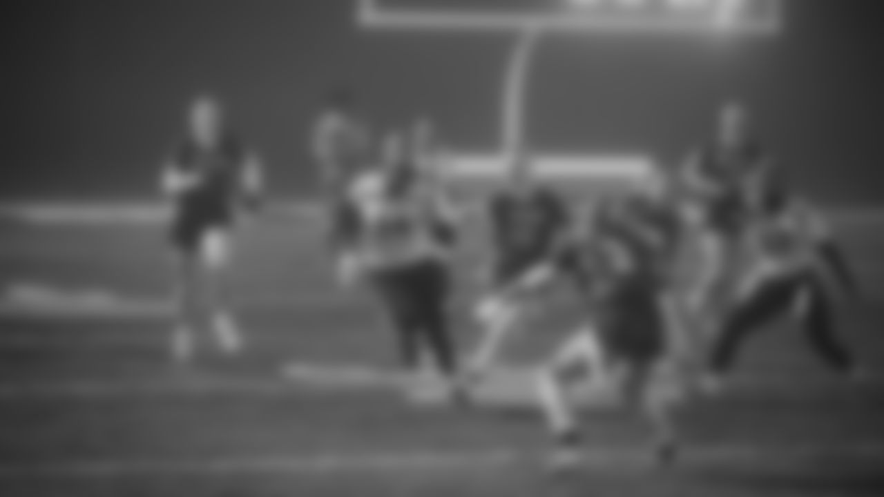 The Seahawks visited Tahoma High School on Tuesday, January 13, 2026 with Seahawks Legend Orlando Huff for the last Girls Flag Takeover of the season featuring the varsity game between Todd Beamer High School vs. Tahoma High School.