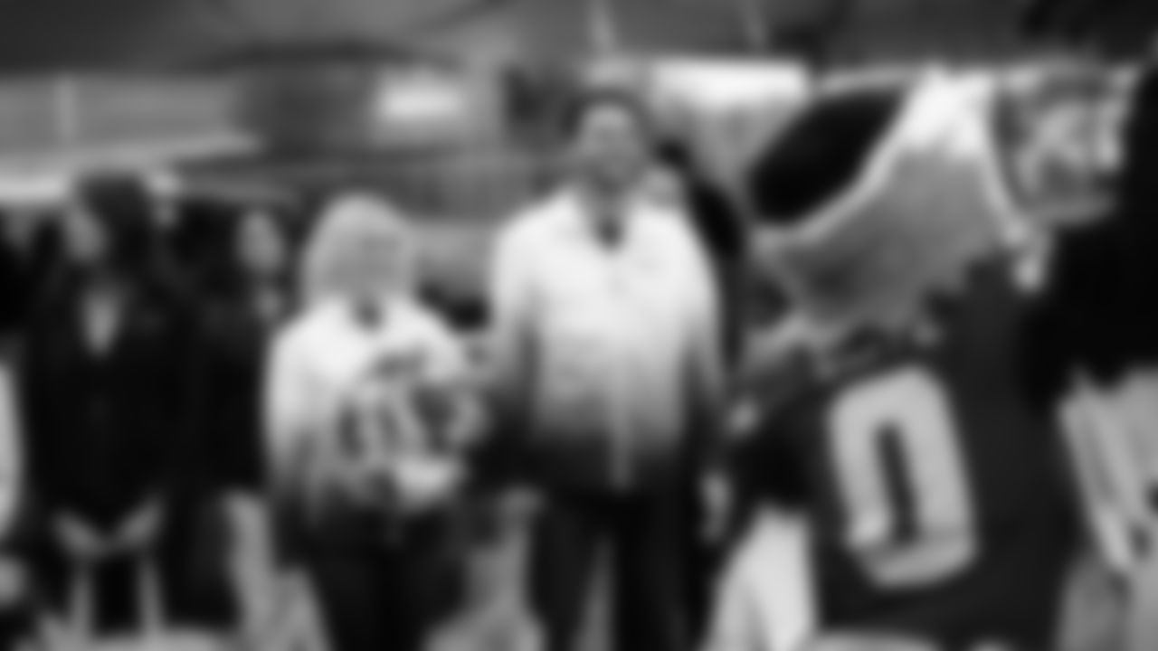 Seahawks Legend Marcus Trufant, quarterback Jalen Milroe, Blitz and the Seahawks Dancers participated in the Tacoma Police Department and Friends Thanksgiving Turkey Giveaway on November 18, 2025.