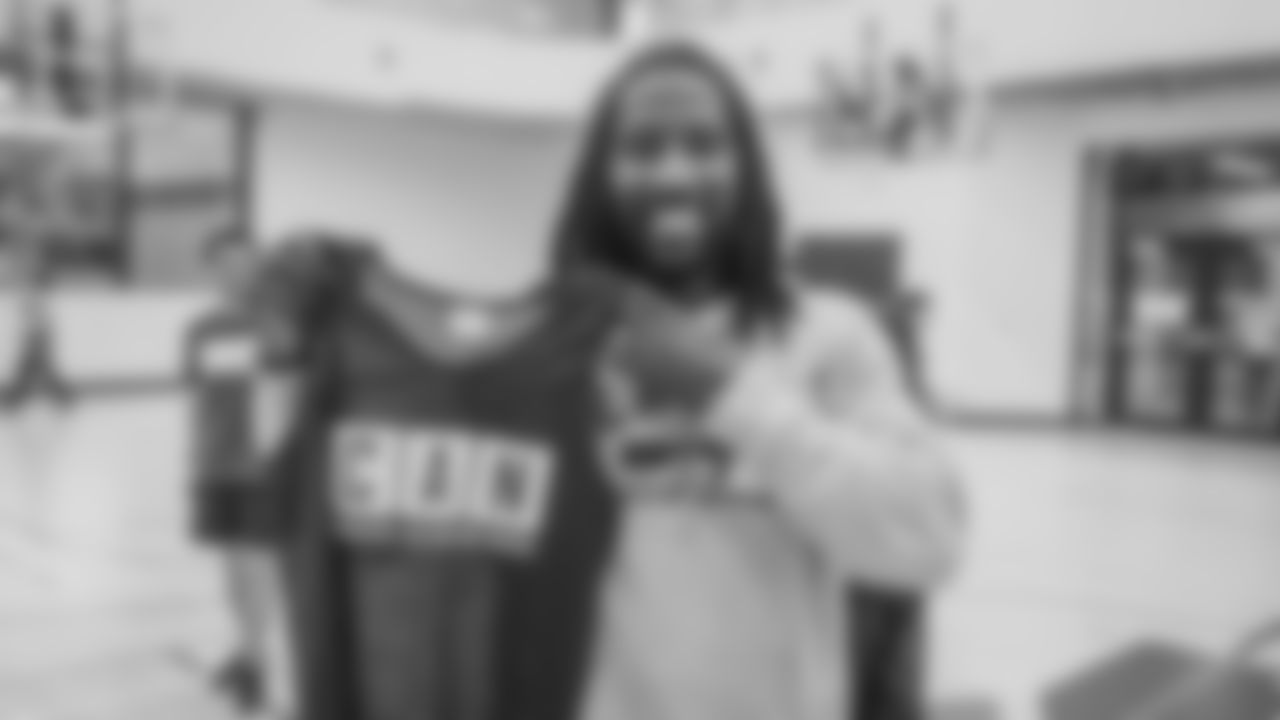 Canada Sensory Kit Donations-20251115_14-08-44_18