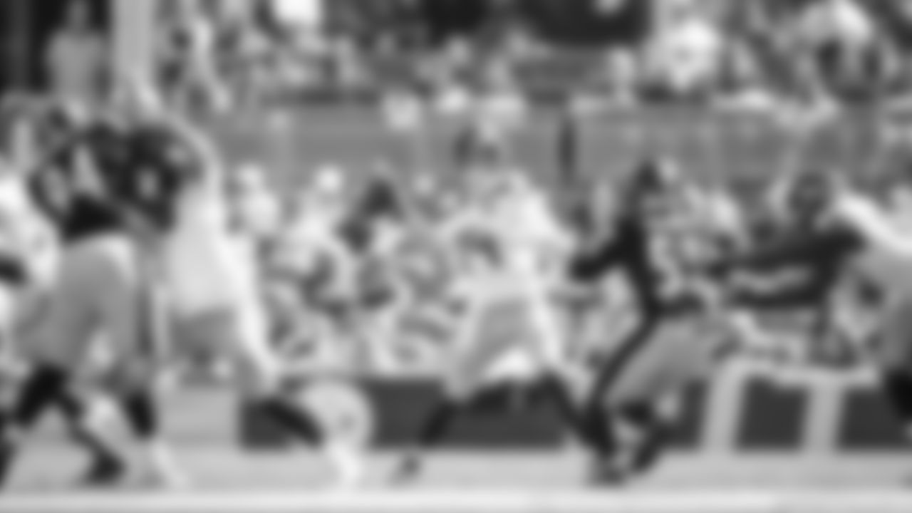 Seahawks quarterback Sam Darnold (14) at the Pittsburgh Steelers in Week 2.