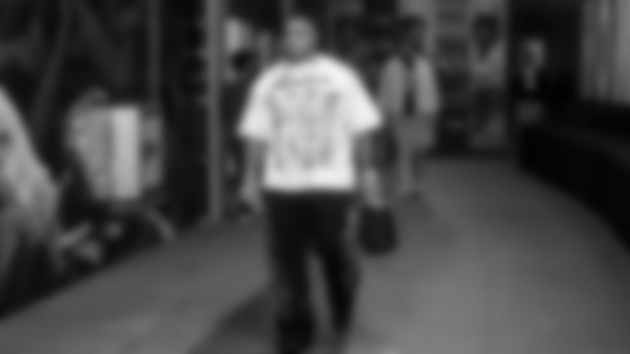 Seahawks defensive tackle Byron Murphy II (91) arrived at Lumen Field for the Week 13 matchup vs. the Minnesota Vikings.