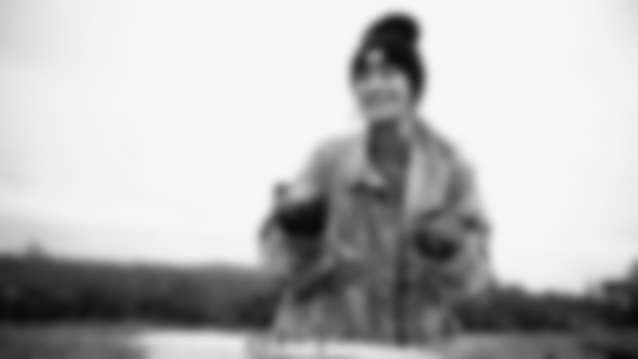 The Seahawks and Legend Norm Johnson spent the day volunteering at a farm in Snohomish County on January 8, 2026.