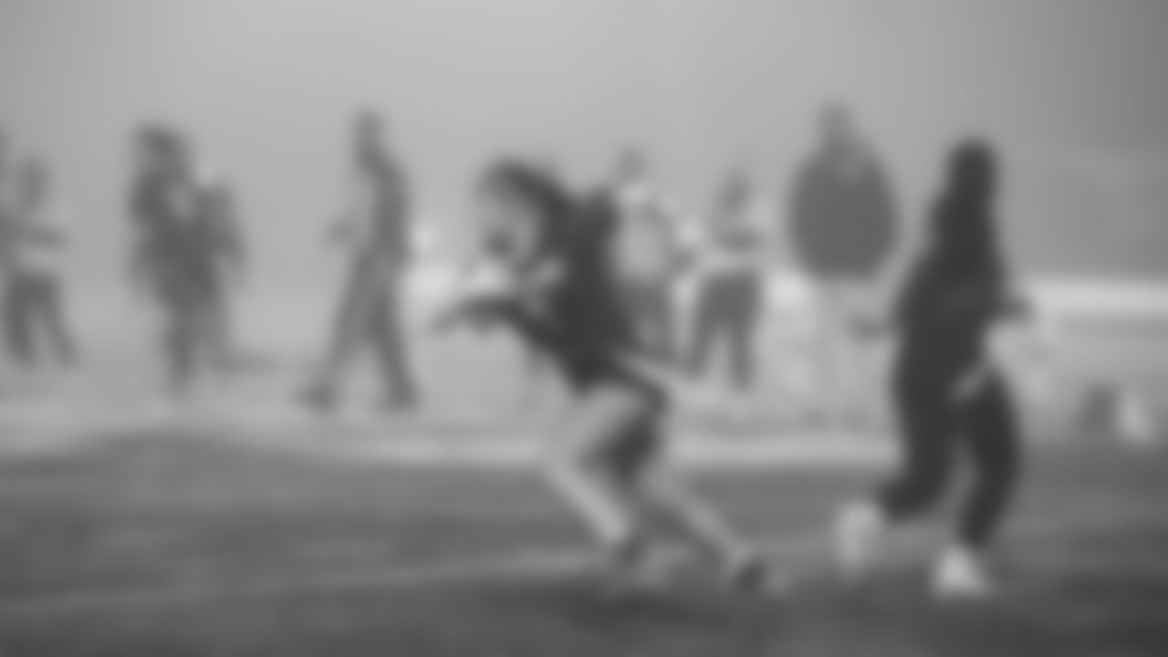 The Seahawks visited Tahoma High School on Tuesday, January 13, 2026 with Seahawks Legend Orlando Huff for the last Girls Flag Takeover of the season featuring the varsity game between Todd Beamer High School vs. Tahoma High School.