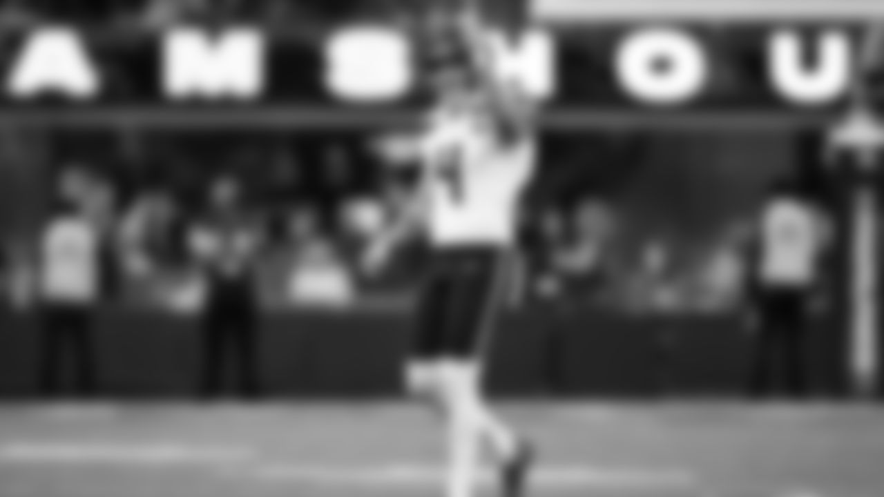 Seahawks at Rams on November 16, 2025