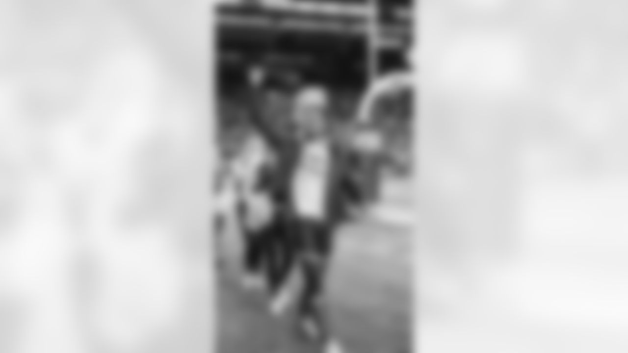 Seahawks dancers on week 7 vs. the Houston Texans on October 20, 2025.