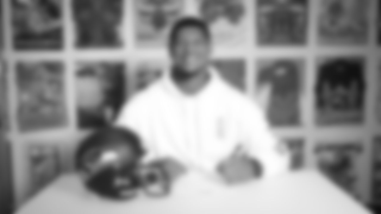 Seahawks tight end Elijah Arroyo signed his rookie contract on July 19, 2025 at the Virginia Mason Athletic Center.