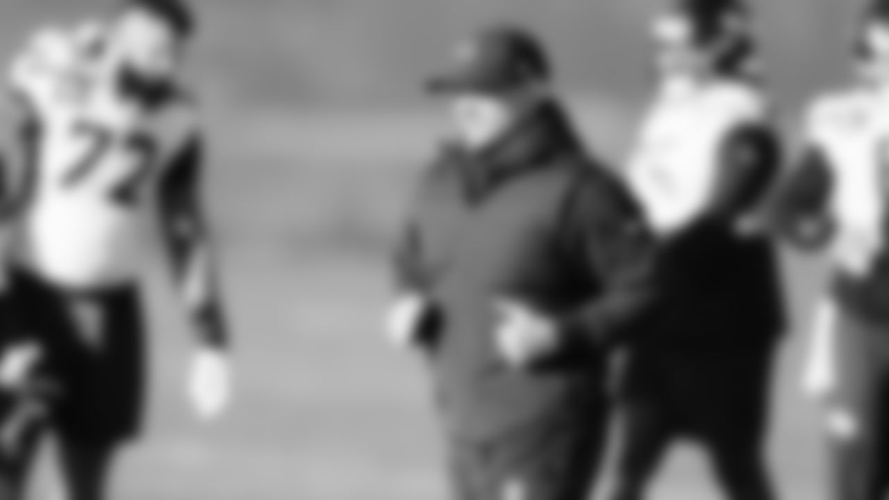 Seahawks head coach Mike Macdonald at practice on Wednesday, December 31, 2025 at the Virginia Mason Athletic Center.