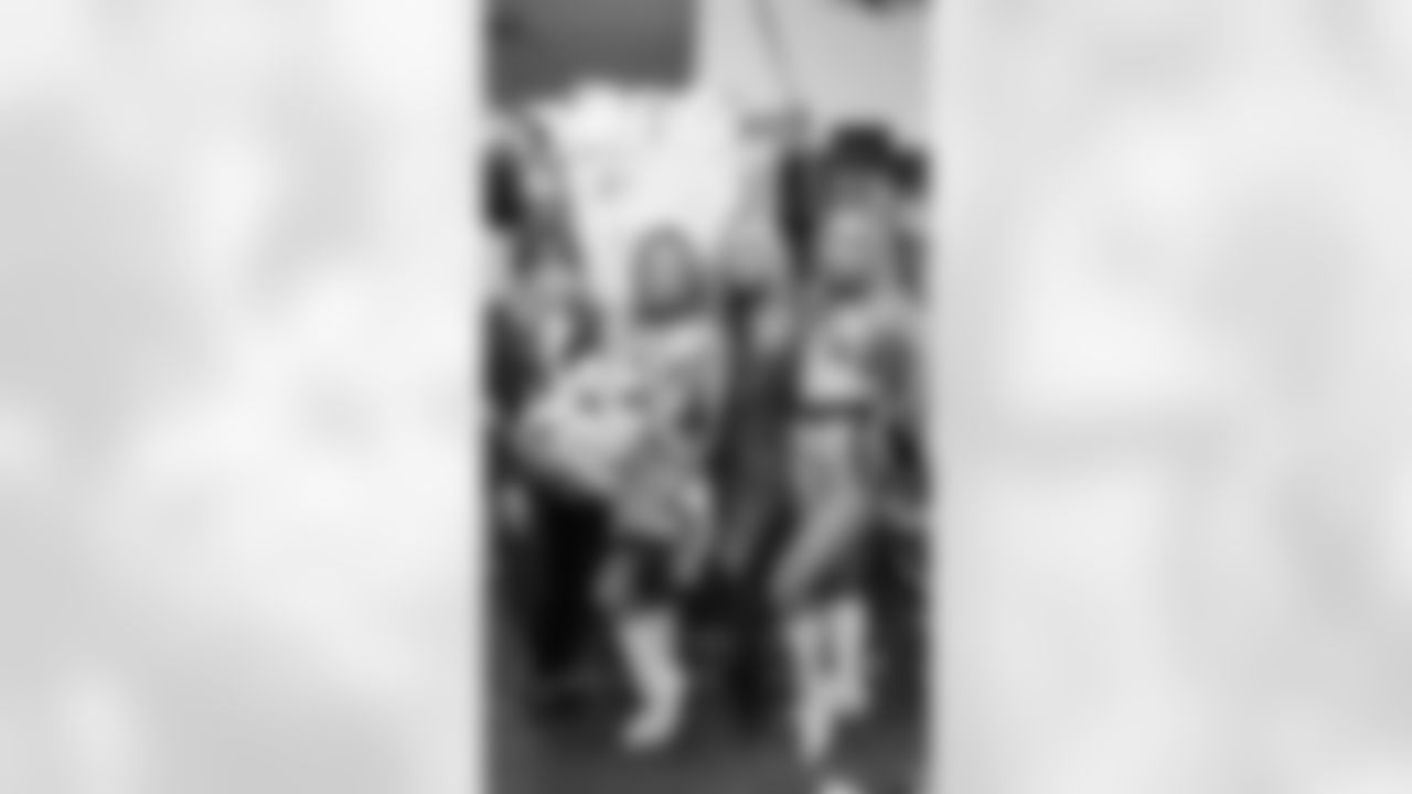 Congrats to Seahawks Pro Bowl Cheerleader, Ashli! Ashli was selected for the 2026 Pro Bowl and was recognized during Week 16 vs. the Los Angeles Rams on December 18, 2025 at Lumen Field.